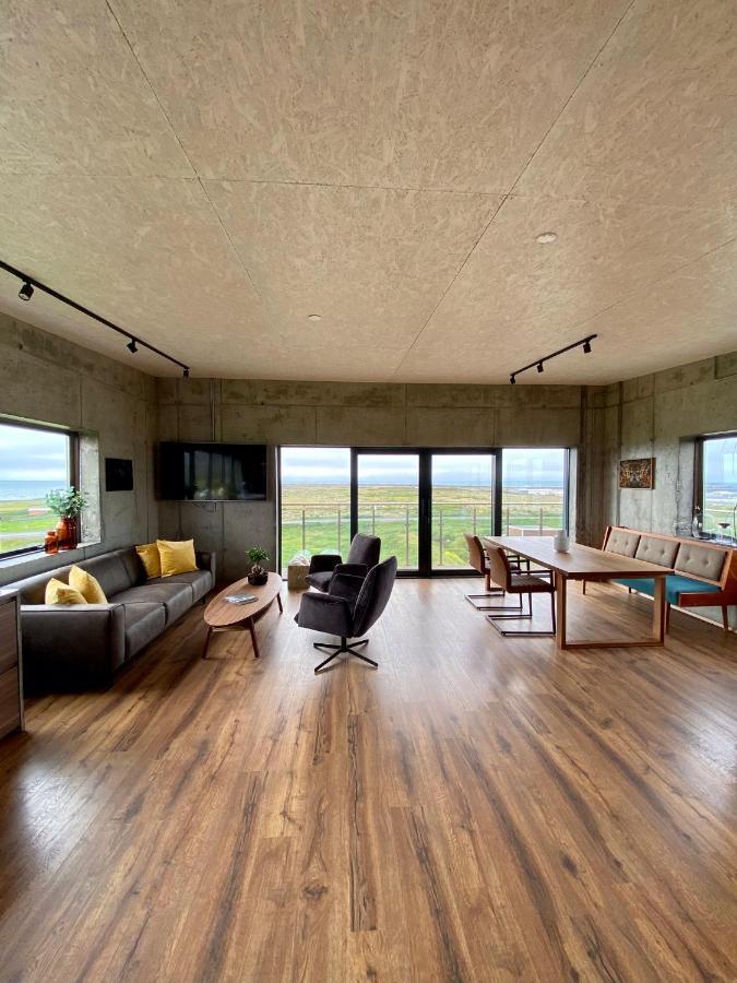 Converted Water Tower Grindavík Екстериор снимка